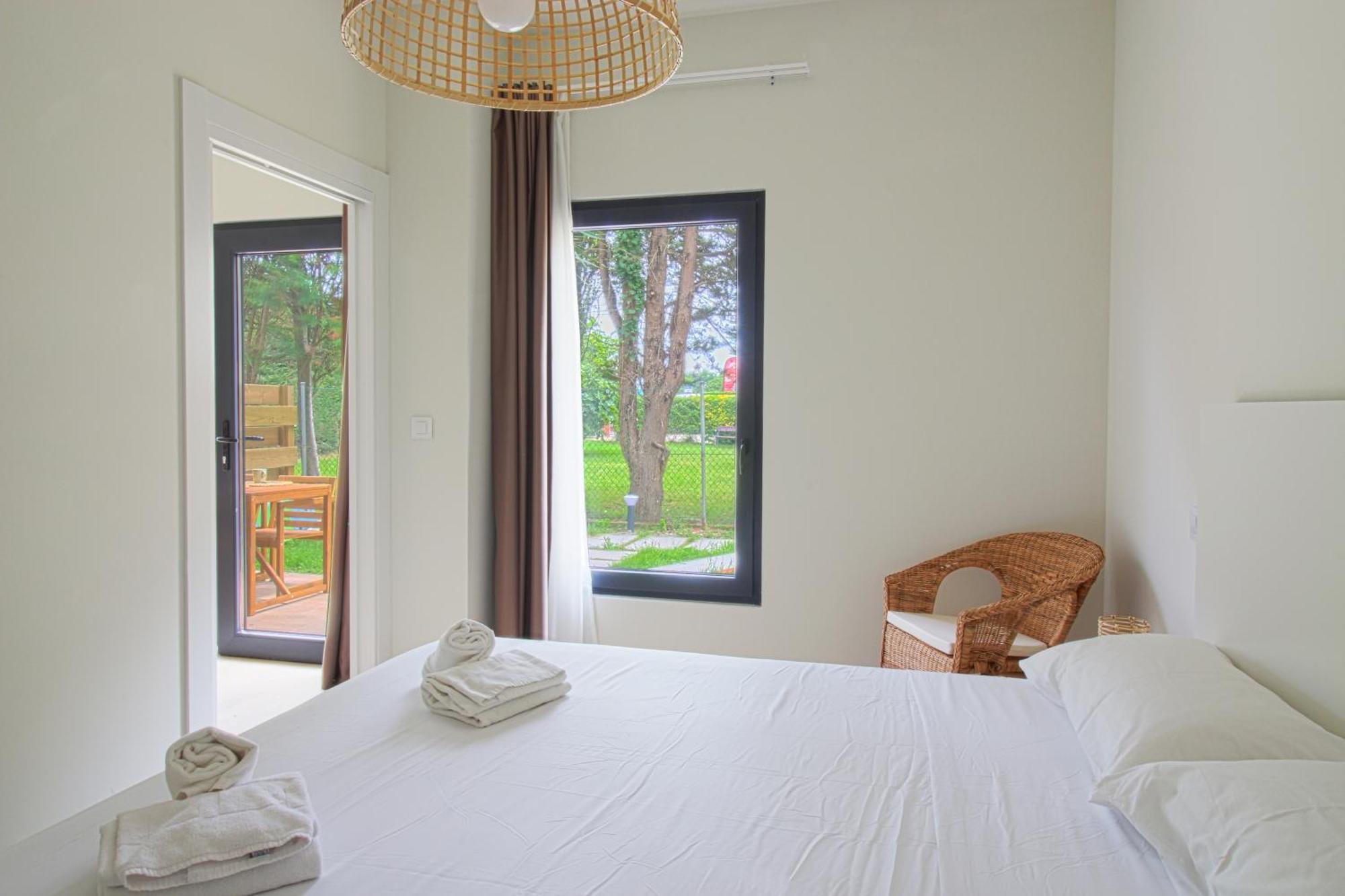 Apartamentos Costa Meron San Vicente De La Barquera Bagian luar foto