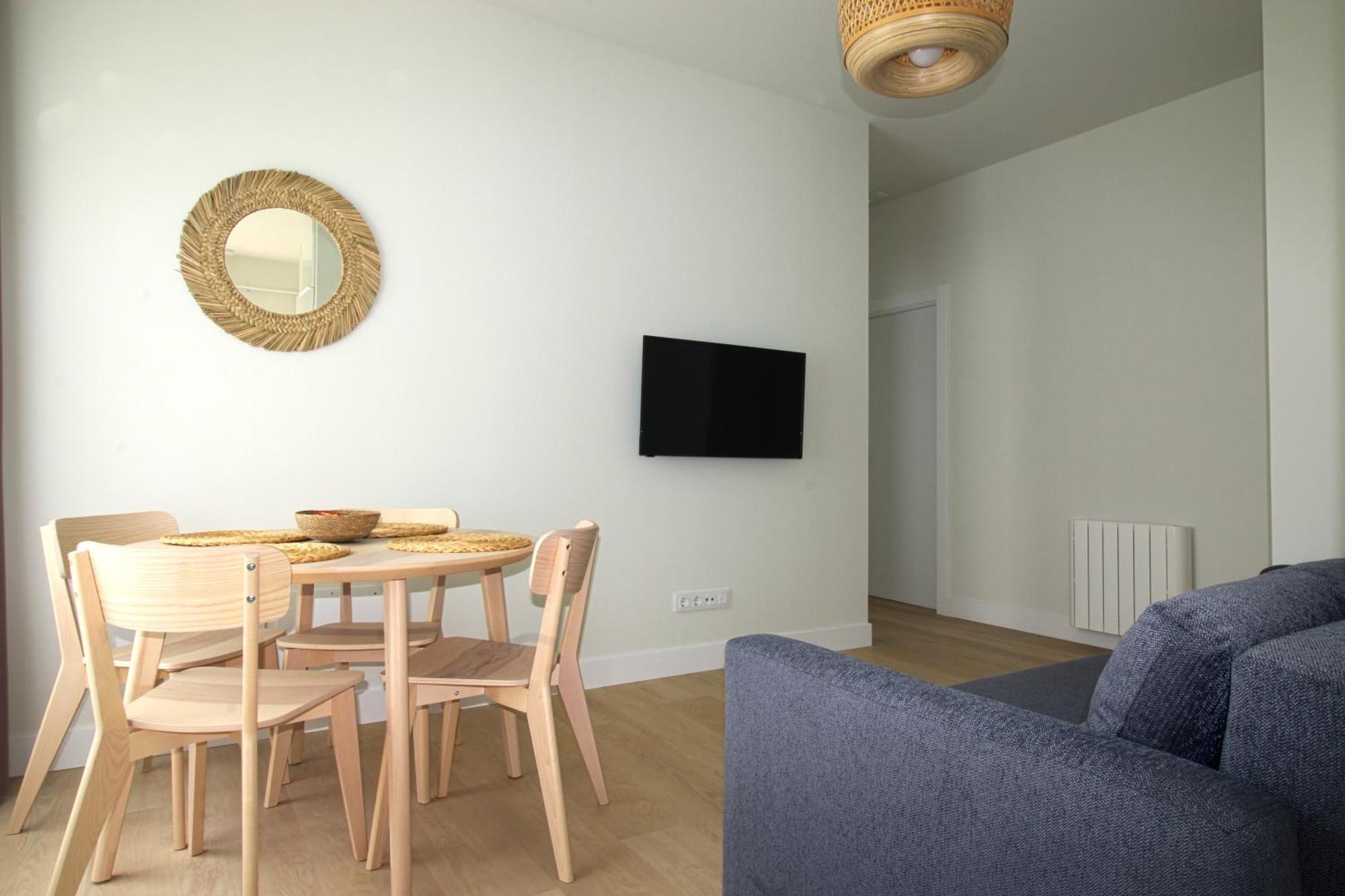 Apartamentos Costa Meron San Vicente De La Barquera Bagian luar foto