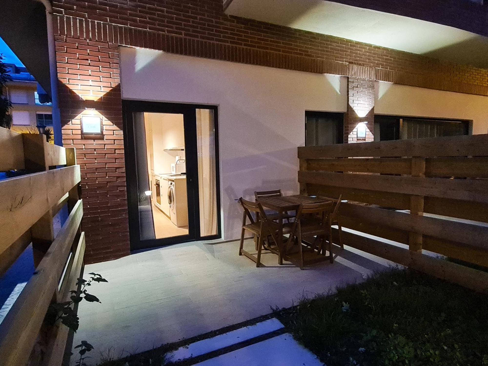 Apartamentos Costa Meron San Vicente De La Barquera Bagian luar foto