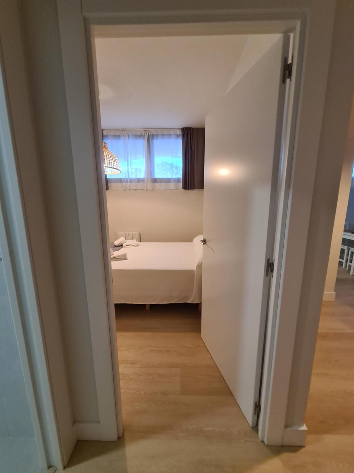 Apartamentos Costa Meron San Vicente De La Barquera Bagian luar foto