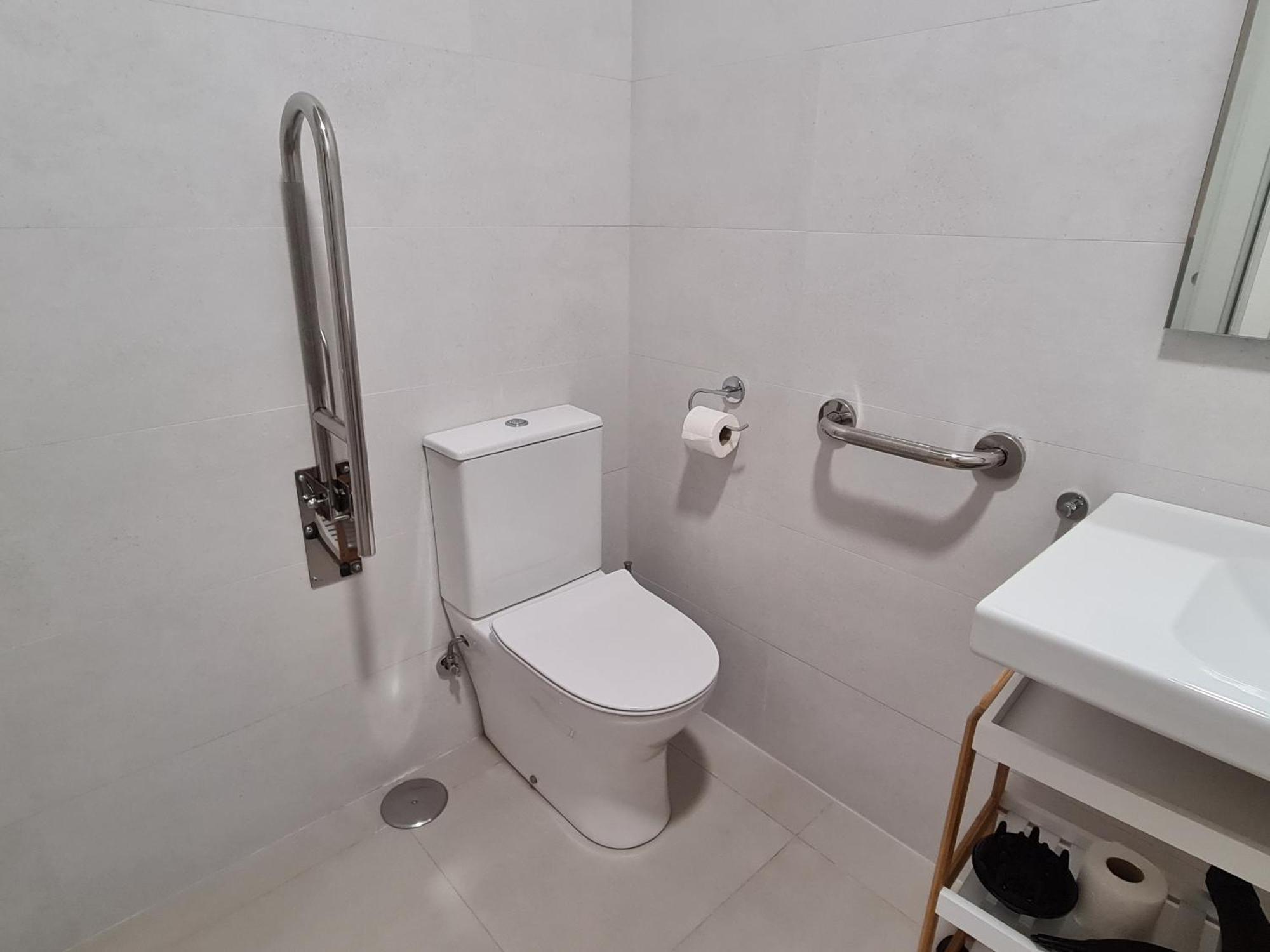 Apartamentos Costa Meron San Vicente De La Barquera Bagian luar foto